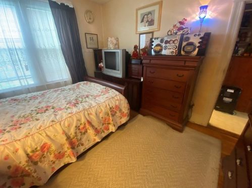 175 Perry Ave, Worcester MA 01610-2049 exterior