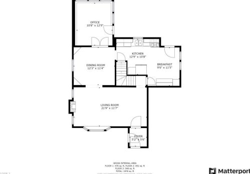 27 Fairfield St, Dedham MA 02026-1405 exterior