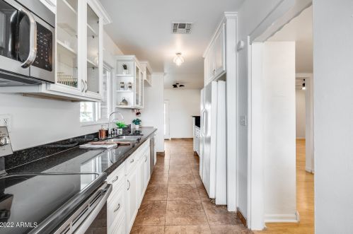 1611 Fairmount Ave, Phoenix AZ 85016-6900 exterior