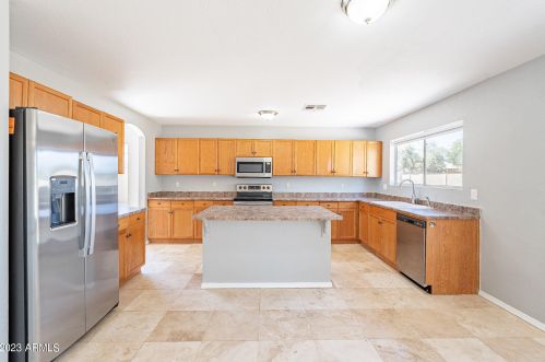 6838 42nd Way, Phoenix AZ  85042-5211 exterior