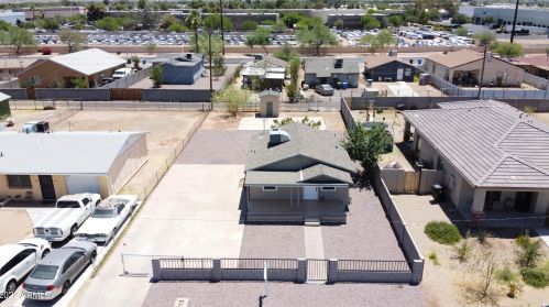 2727 Atlanta Ave, Phoenix AZ 85040-2710 exterior