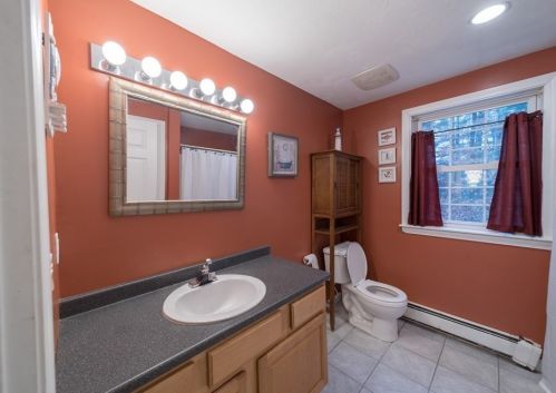 23 Swifts Bch Rd, Wareham MA 02571-1924 exterior