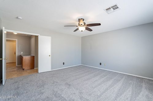 6838 42nd Way, Phoenix AZ  85042-5211 exterior