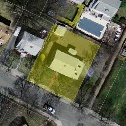 91 Cleveland St, Newton MA  02465-1562 aerial view