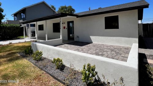 4226 Amelia Ave, Phoenix AZ  85018-5321 exterior