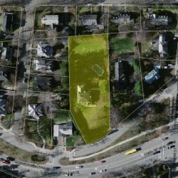 661 Commonwealth Ave, Newton MA 02459-1102 aerial view