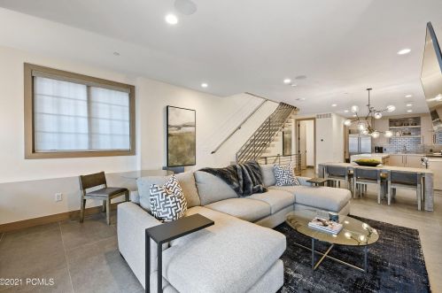 1231 Lowell Ave, Park City UT 84060-5115 exterior