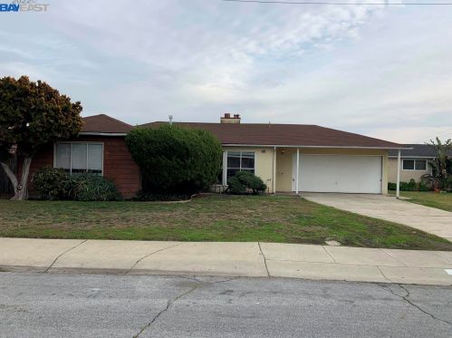 1212 Ottawa Ave, San Leandro, CA 94579-1139