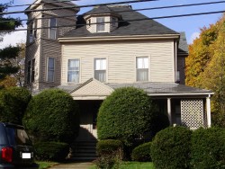 75 Lincoln St, Newton, MA 02461-1520