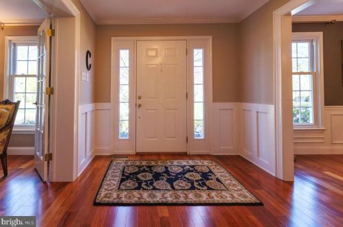 33 Winthrop Rd, Trenton NJ 08648-1557 exterior