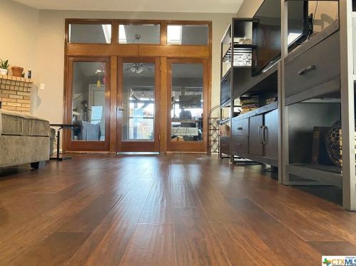 4825 Crestpoint Ln, Garland TX 75043-6514 exterior