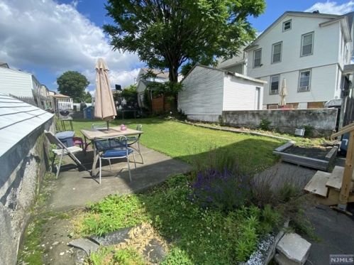 741 Schuyler Ave, Kearny NJ  07032-4224 exterior