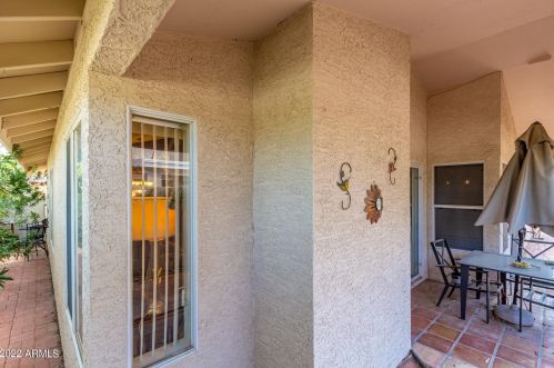 930 Annette Dr, Phoenix AZ 85022-1038 exterior