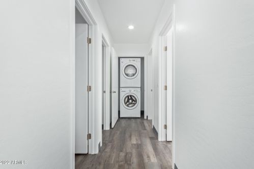 1026 Fairmount Ave, Phoenix AZ  85013-3337 exterior