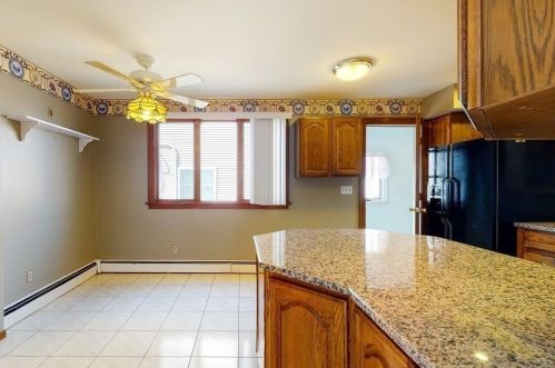 92 Chapel St, Newton MA 02458-1308 exterior