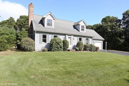 10 Peach Orch Ln, Eastham MA  02642-2673 exterior