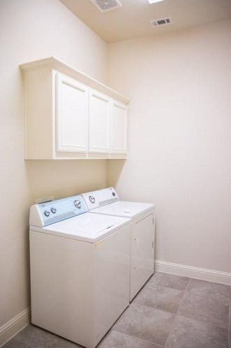 7959 Southfork Bnd, Irving TX 75063-4527 exterior