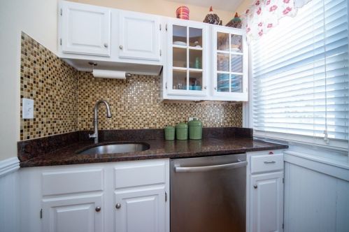 68 Eunice Ave, Worcester MA 01606-3132 exterior