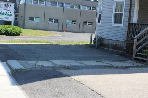 189 Grove St, Worcester MA 01605-1707 exterior