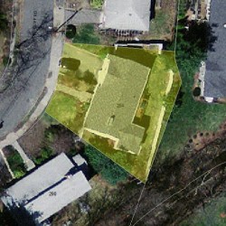 284 Woodcliff Rd, Newton MA 02461-2128 aerial view