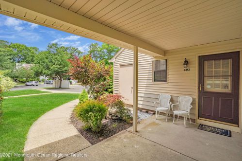 603 Sequoia Ct, Jackson Twp NJ  08527-4003 exterior