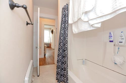 61 Prospect St, Taunton MA 02780-3422 exterior