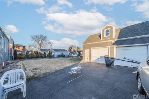 138 Frederick St, Carteret NJ  07008-1347 exterior