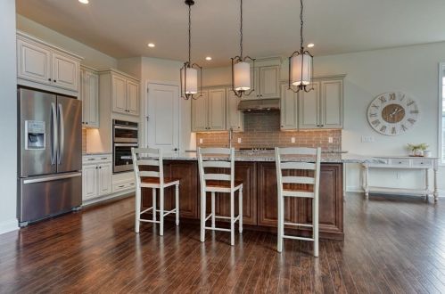 49 Pinetree Dr, Methuen MA 01844-1268 exterior