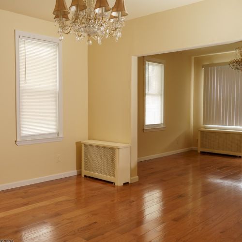 208 Seeley Ave, Kearny NJ  07032-3730 exterior