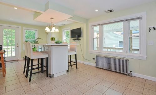 109 Flagg St, Worcester MA  01602-1454 exterior