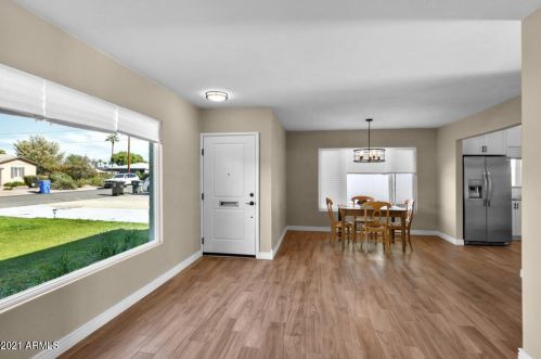 1841 Crittenden Ln, Phoenix AZ 85016-7453 exterior