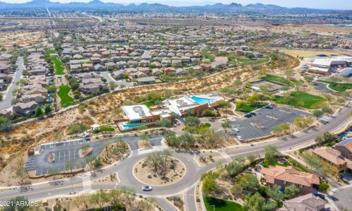 21824 39 St, Phoenix AZ 85050-4881 exterior