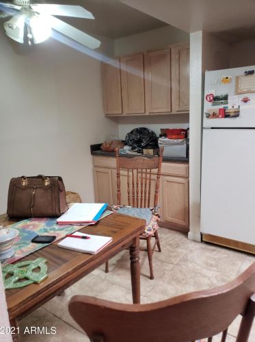 2610 Edgemont Ave, Phoenix AZ 85035-1735 exterior