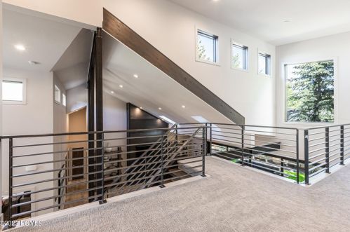 4928 Silver Spg, Park City UT 84098-6042 exterior