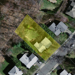 83 Dorcar Rd, Newton MA 02459-3402 aerial view