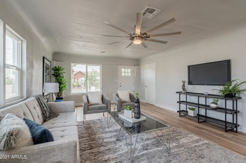 1626 Adams St, Phoenix AZ  85007-2606 exterior