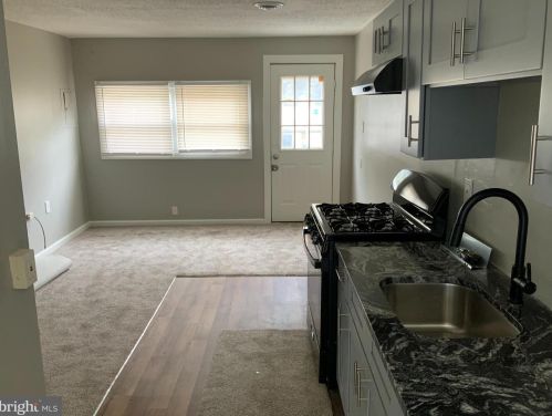 26 Washington St, West Deptford NJ  08066-1270 exterior