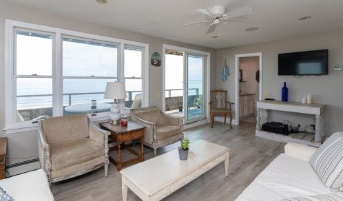 3 11th St, Newbury MA 01951-1917 exterior