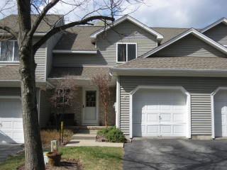 8 Meadow Pond Rd, Hardyston, NJ 07419-2518