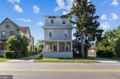 492 Salem Ave, West Deptford, NJ 08096-2602