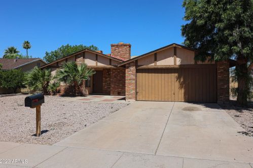 2106 Comanche Dr, Chandler, AZ 85224-2728