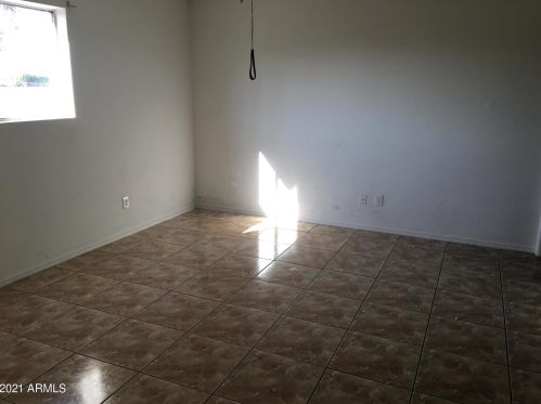 3701 Dunlap Ave, Phoenix AZ 85020-3024 exterior