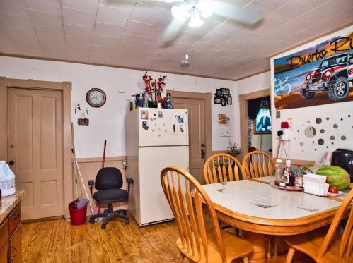 24 Adams St, New Bedford MA 02746-1333 exterior