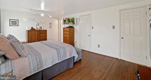 7442 Weather Worn Way, Columbia MD 21046-1434 exterior