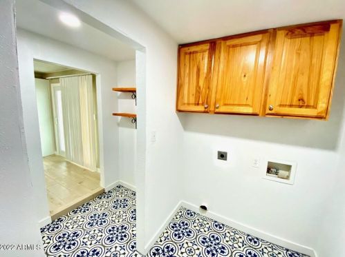 1620 57 Dr, Phoenix AZ 85031-1835 exterior