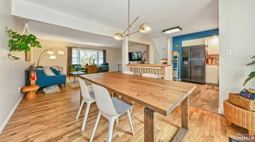 25 Catherine Ct, Skyline Lakes NJ  07456-1838 exterior