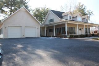 1014 Comanche Cir, Glasgow KY  42156-9325 exterior