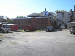 394 Watertown St, Newton, MA 02458-1120