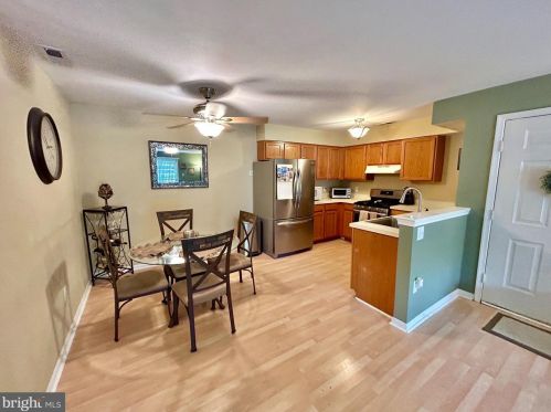 1393 Tristram Cir, West Deptford NJ 08051-2260 exterior