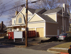 89 Charlemont St, Newton, MA 02461-1909